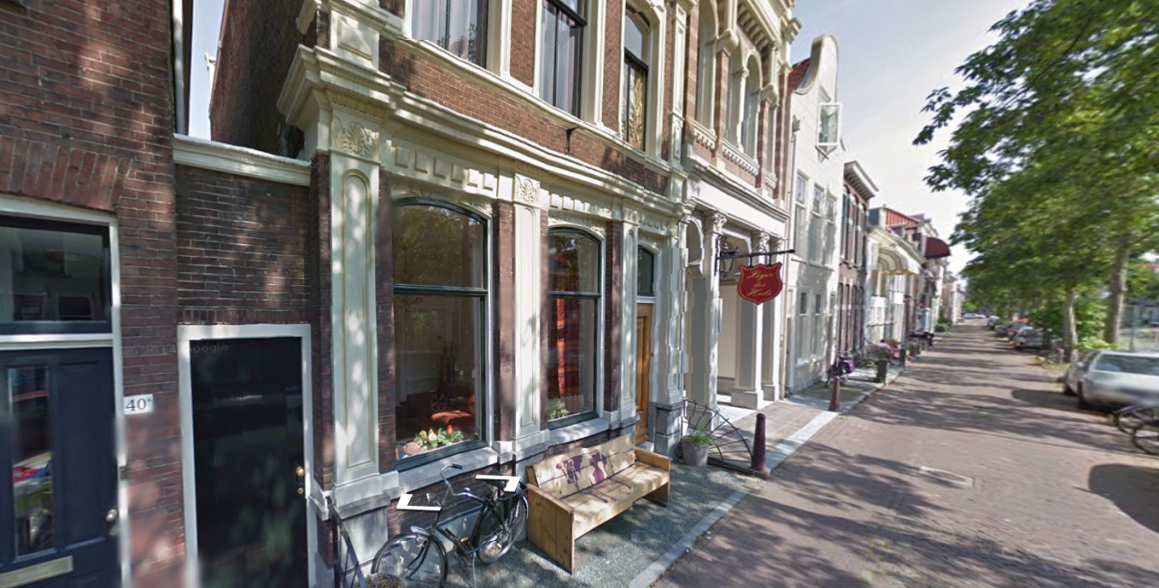 Streetview of nos. 40 and 42 (screenshot via Google Maps)