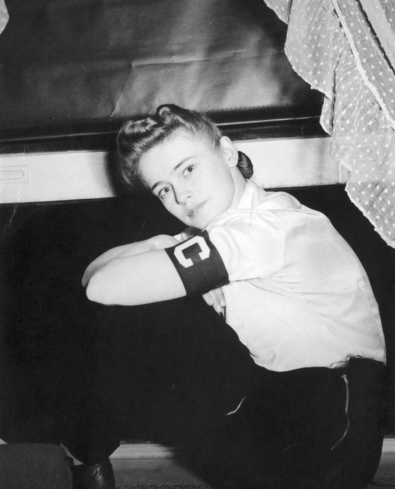 Dickey self portrait wwii WHiImageID 32737