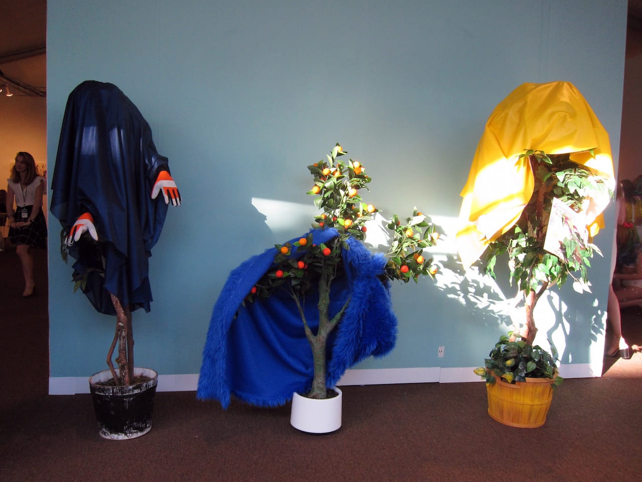 Gordon Holden, "Trees" (2015) (all photos by the author for Hyperallergic)