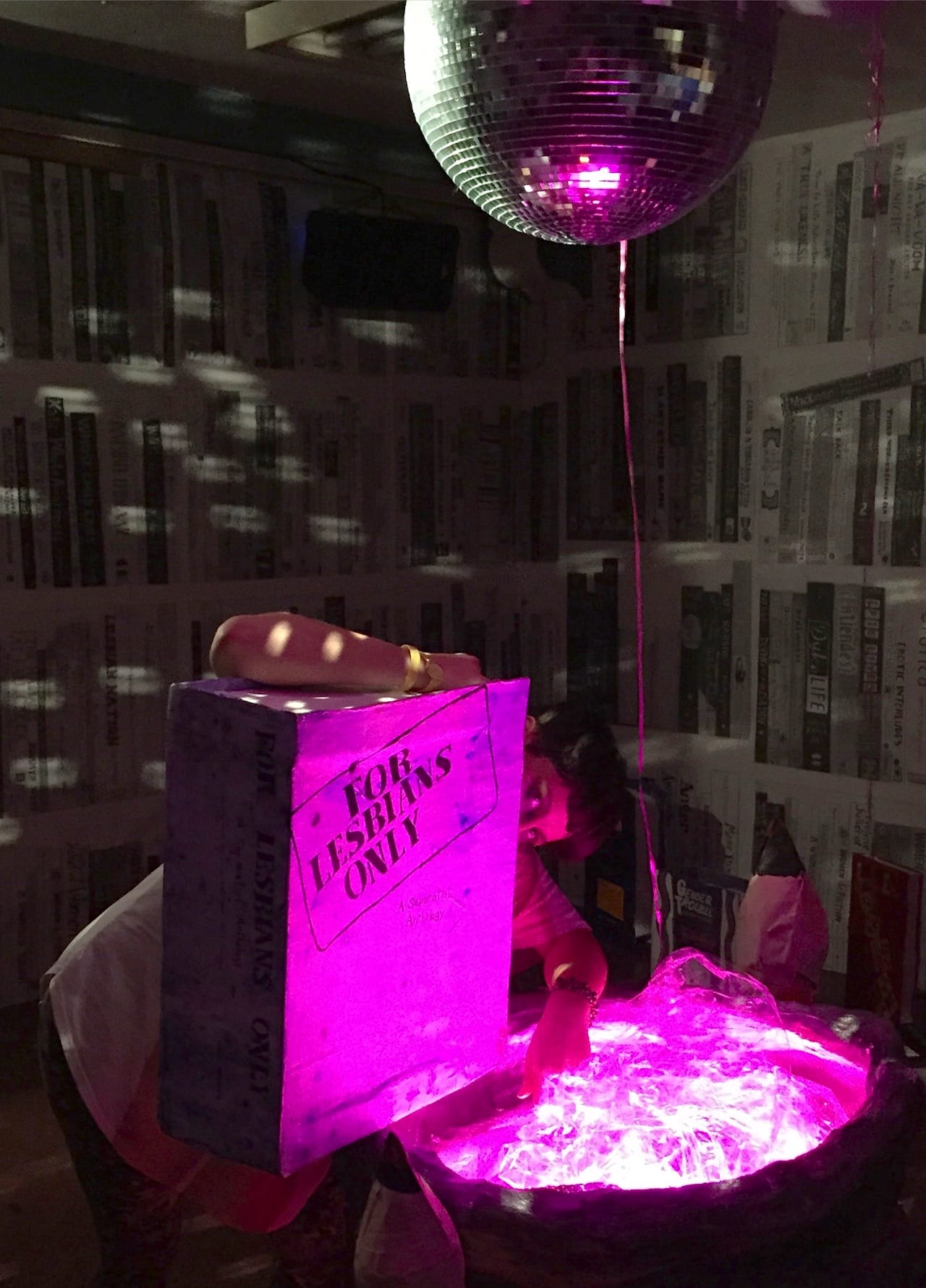 A riot ghoul at Killjoy's Kastle (photo by Matt Stromberg/Hyperallergic)