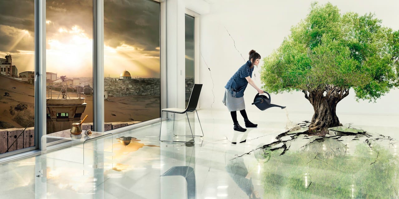 Larissa Sansour, "Nation Estate – Olive Tree" (2012), C­‐print, 60 x 120 cm (photo by the artist)