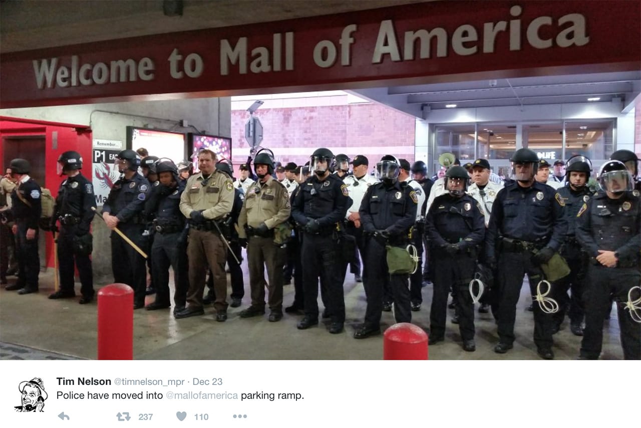 This may have been one of the scariest images to come out of the Black Lives Matter protest at Minneapolis's Mall of America. (via @timnelson_mpr)