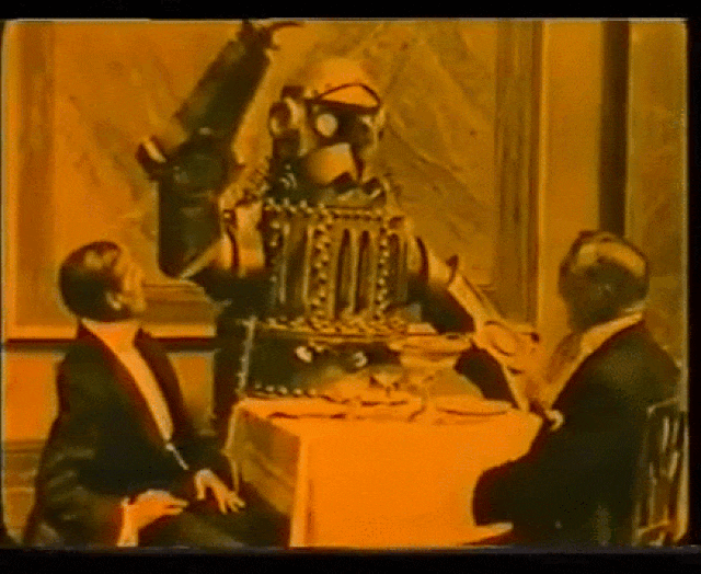 'L'Uomo Meccanico' ('The Mechanical Man') (1921) (GIF by the author via YouTube)