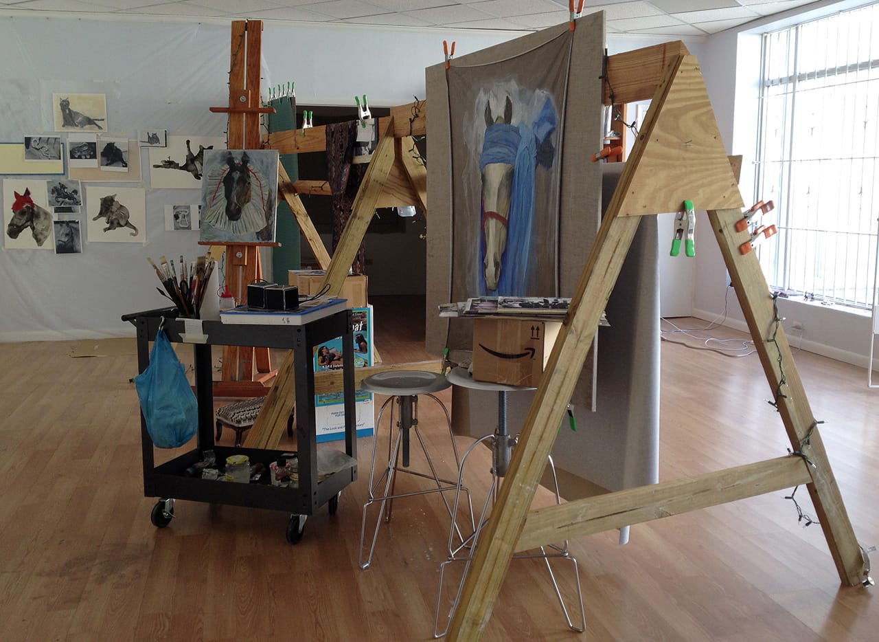 Studio-picture-Kharis-Kennedy