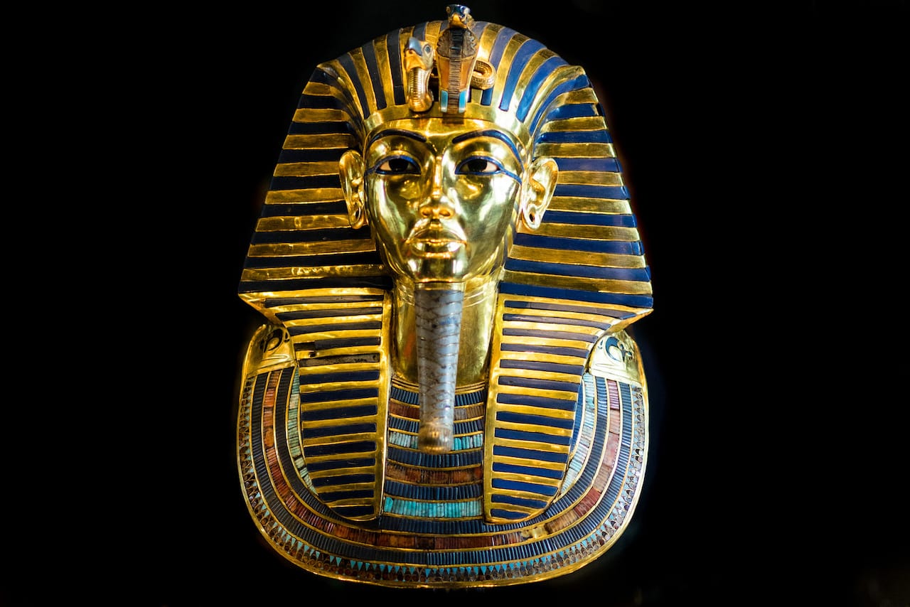 King Tutankhamun’s burial mask at the Egyptian Museum in Cairo after it was reinstalled late last year following the restoration of its beard (photo by Mark Fischer/Flickr)