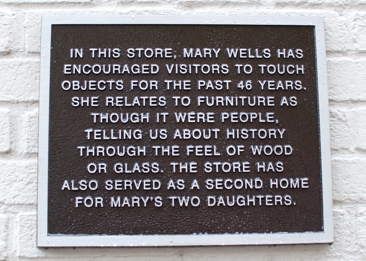 A plaque by Chloë Bass for Mary Wells