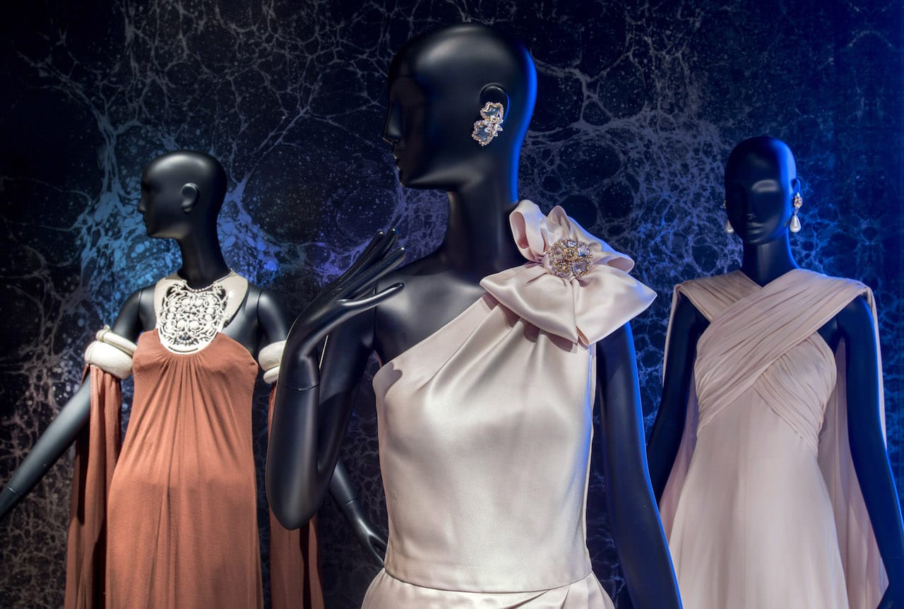 11.JDR,BlackAndWhiteForNightGalleryView