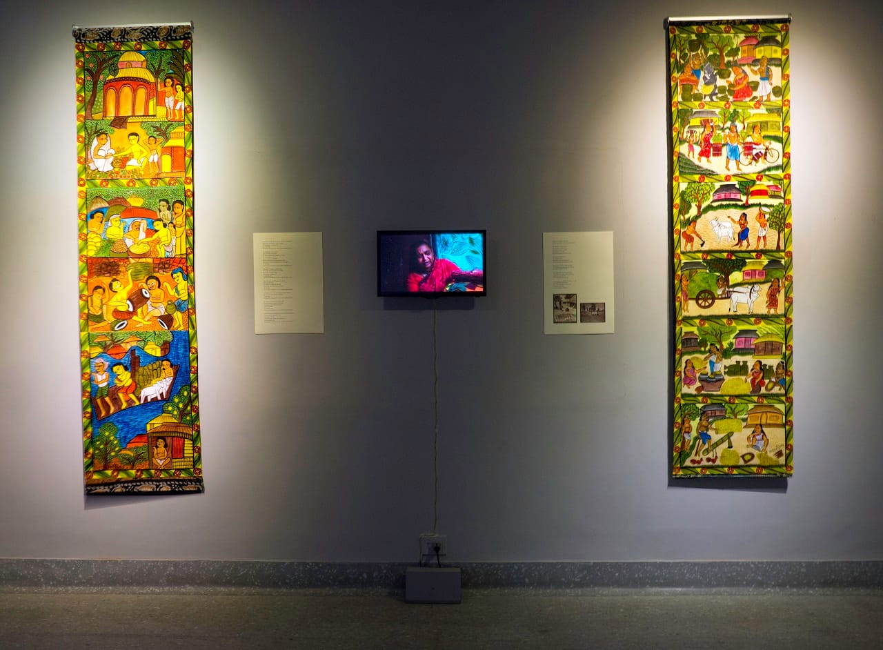 Swarna Chitrakar, “finding pictures in a box is a surprising story!” (2014), hand-painted scrolls with video recording of her sung performance of accompanying narrative
