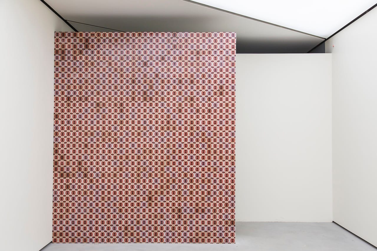 Hasan Özgür Top isimli, "A Gift from the Middle East" [Orta Doğu’dan Bir Hediye] (2013)