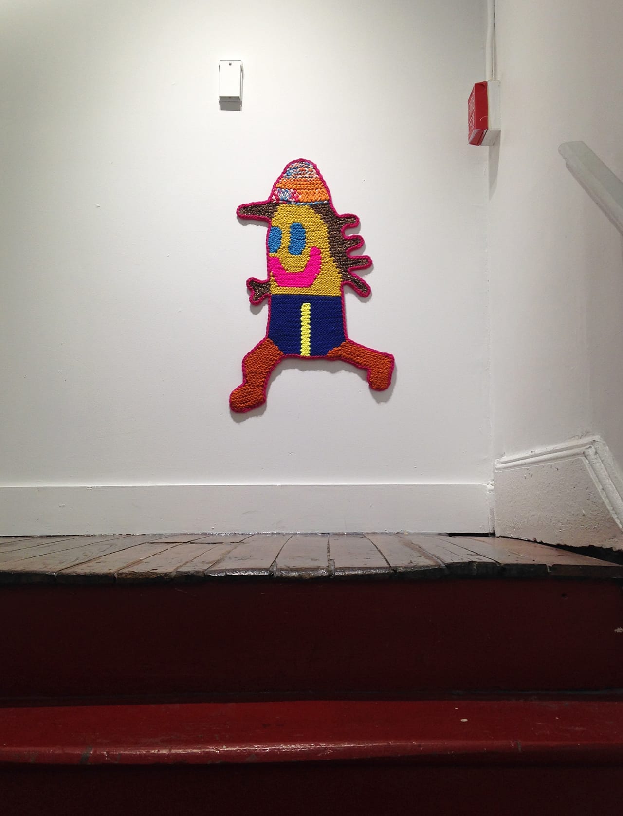 Caroline Wells Chandler's "Zack" (2016), hand-crocheted assorted wool, 30" x 22", installed at Lord Ludd (all photos by the author for Hyperallergic unless otherwise noted)