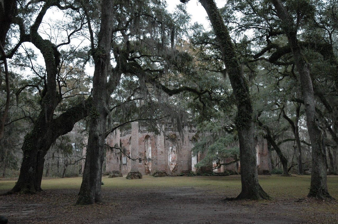 Sheldon Church Ruins in Beaufort County, South Carolina (photo by Desiree Williams/Flickr)