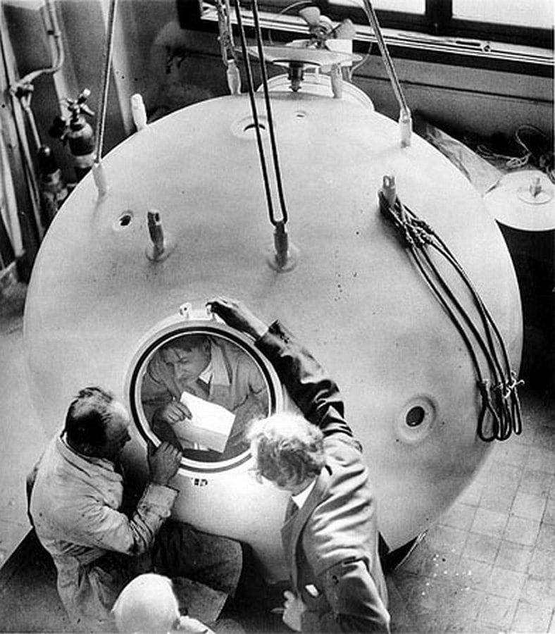 01 - Closed Worlds-2016-Lydia Kallipoliti-Storefront For Art And Architecture