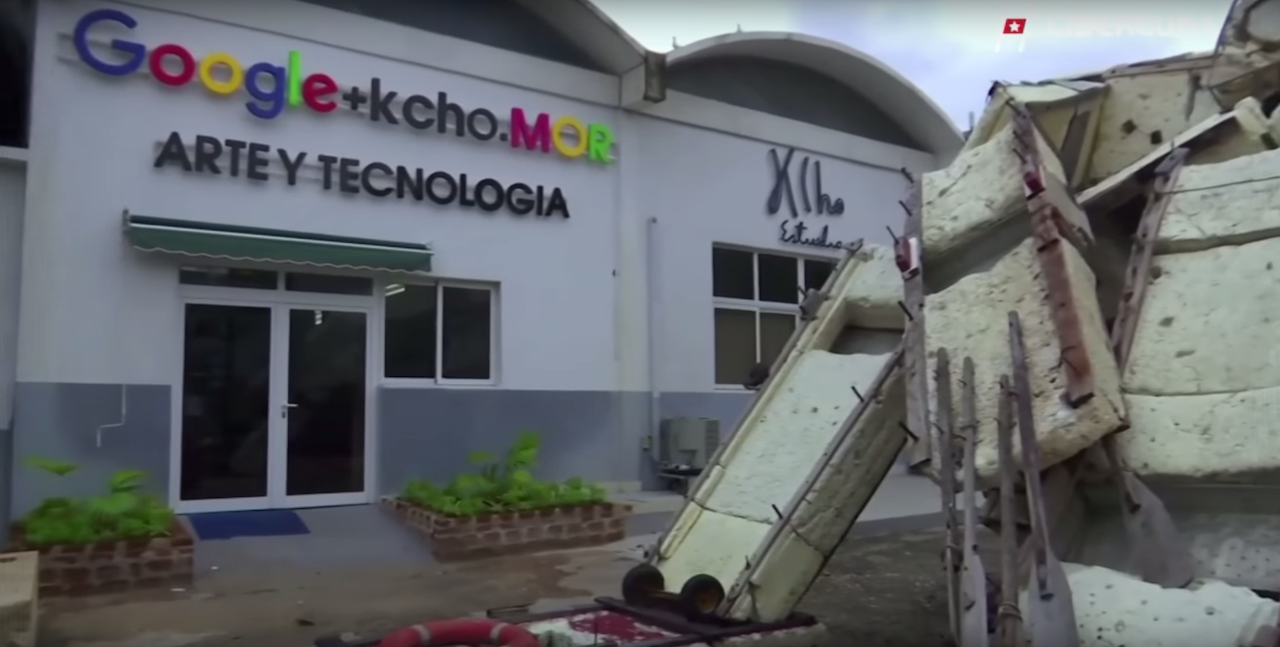 Kcho's studio in Cuba (screenshot via AGENCIA EFE/YouTube) (click to enlarge)