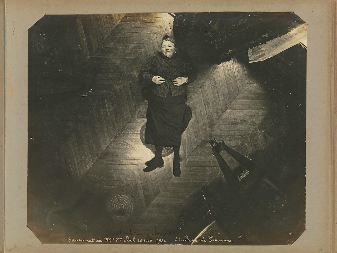 Alphonse Bertillon, "Murder of Madame Veuve Bol, Projection on a Vertical Plane" (1904), from the 'Album of Paris Crime Scenes (1901–08), gelatin silver prints (courtesy the Metropolitan Museum of Art)