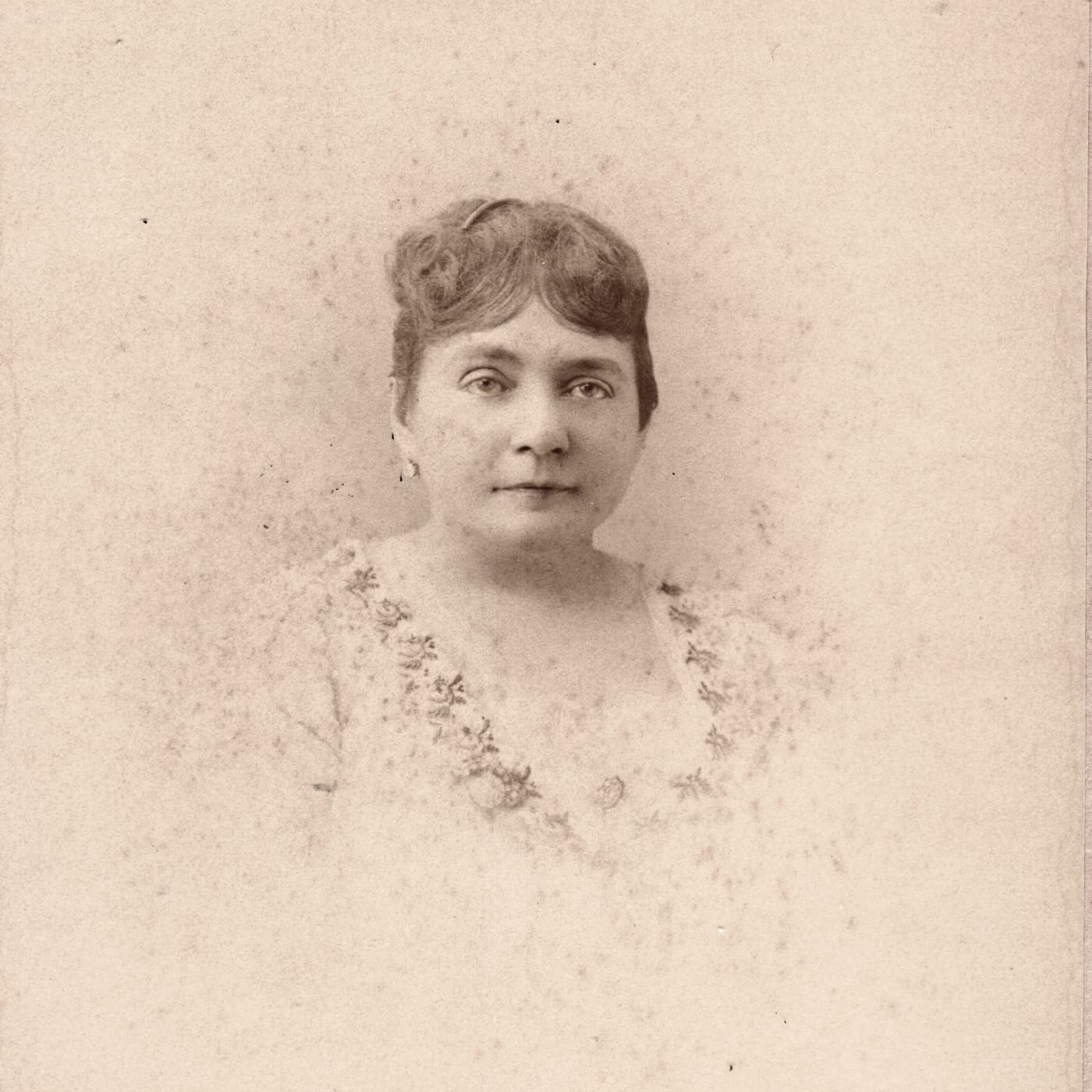 Camilla Urso in her later years (via Allister/Flickr)