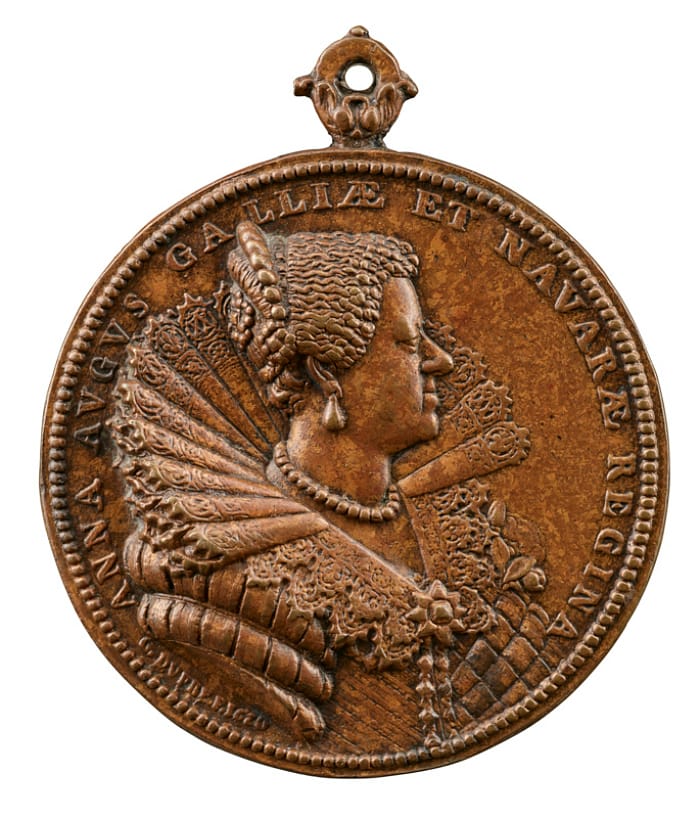 Guillaume Dupré, "Louis XIII" (1620), bronze, 59.7 mm (photo by Michael Bodycomb, courtesy Stephen K. and Janie Woo Scher Collection)