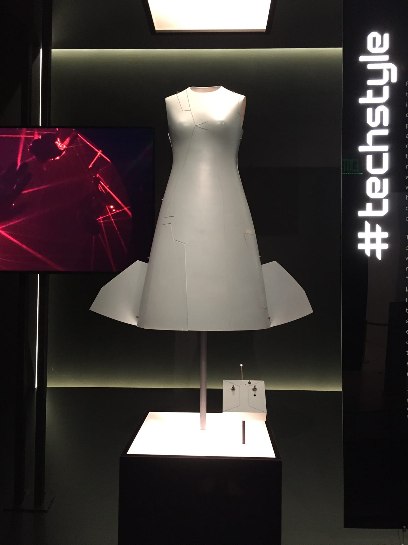 Hussein Chalayan, Airplane Dress (click to enlarge)