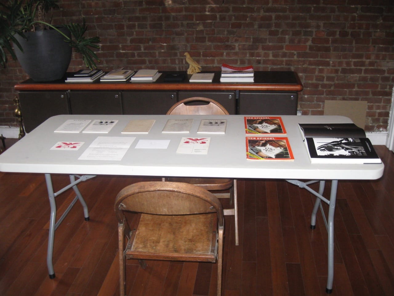The reading room table