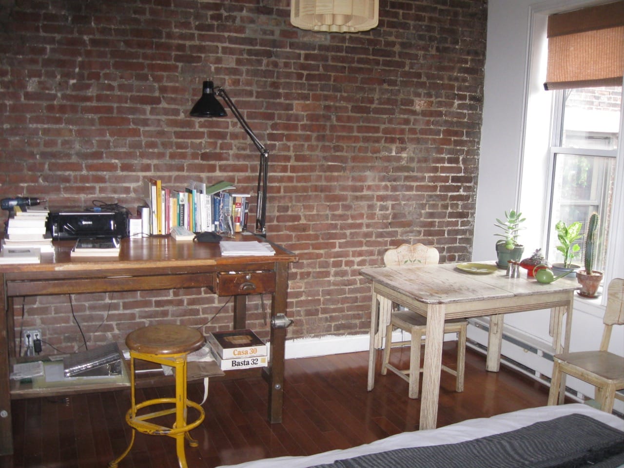 Table and nook in bedroom