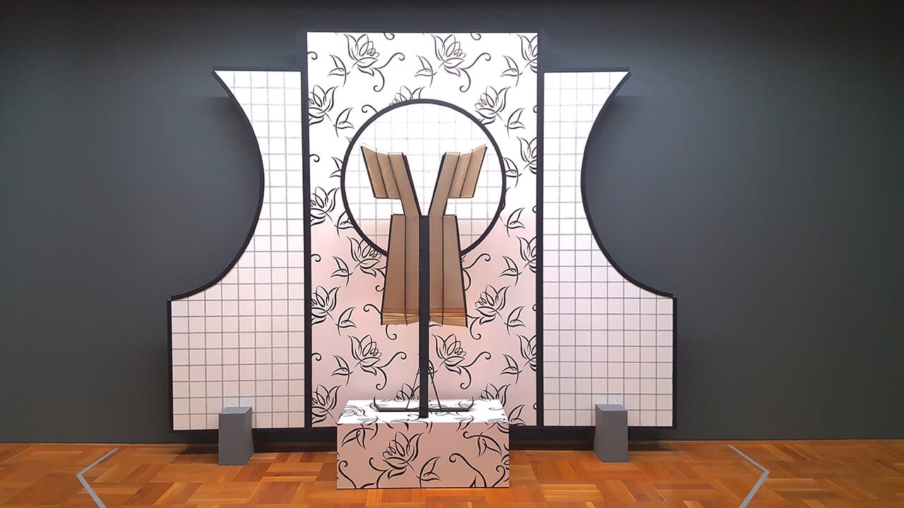 Diane Simpson, "Window Dressing: Background 4, Apron VI" (2003/07), foam board, wood, enamel, wallpaper, marker, spunbond polyester, aluminum, and Mylar fabric (click to enlarge)
