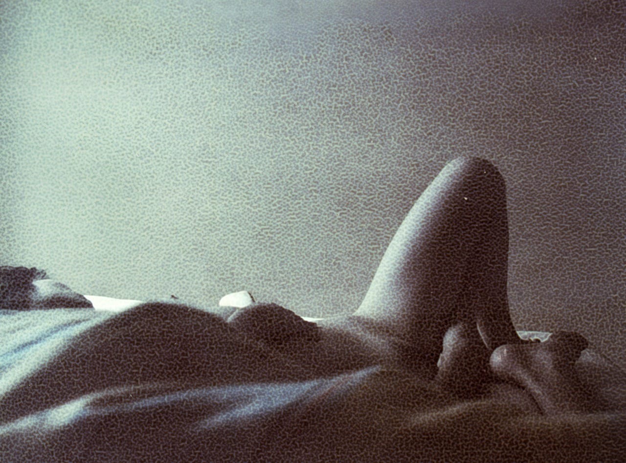 Daisuke Yokota “Untitled (lying)” from the Tratine series (2015). All photos courtesy of Miyako Yoshinaga, New York and G/P Gallery, Tokyo except where noted