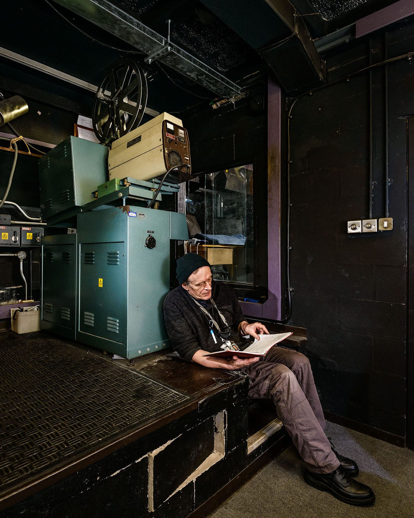 Licensed for use on hyperallergic.com Copyright © Richard Nicholson, 2016. Mobile: +44 (0)7958 945 446 Email: mail@richardnicholson.com Website: www.richardnicholson.com