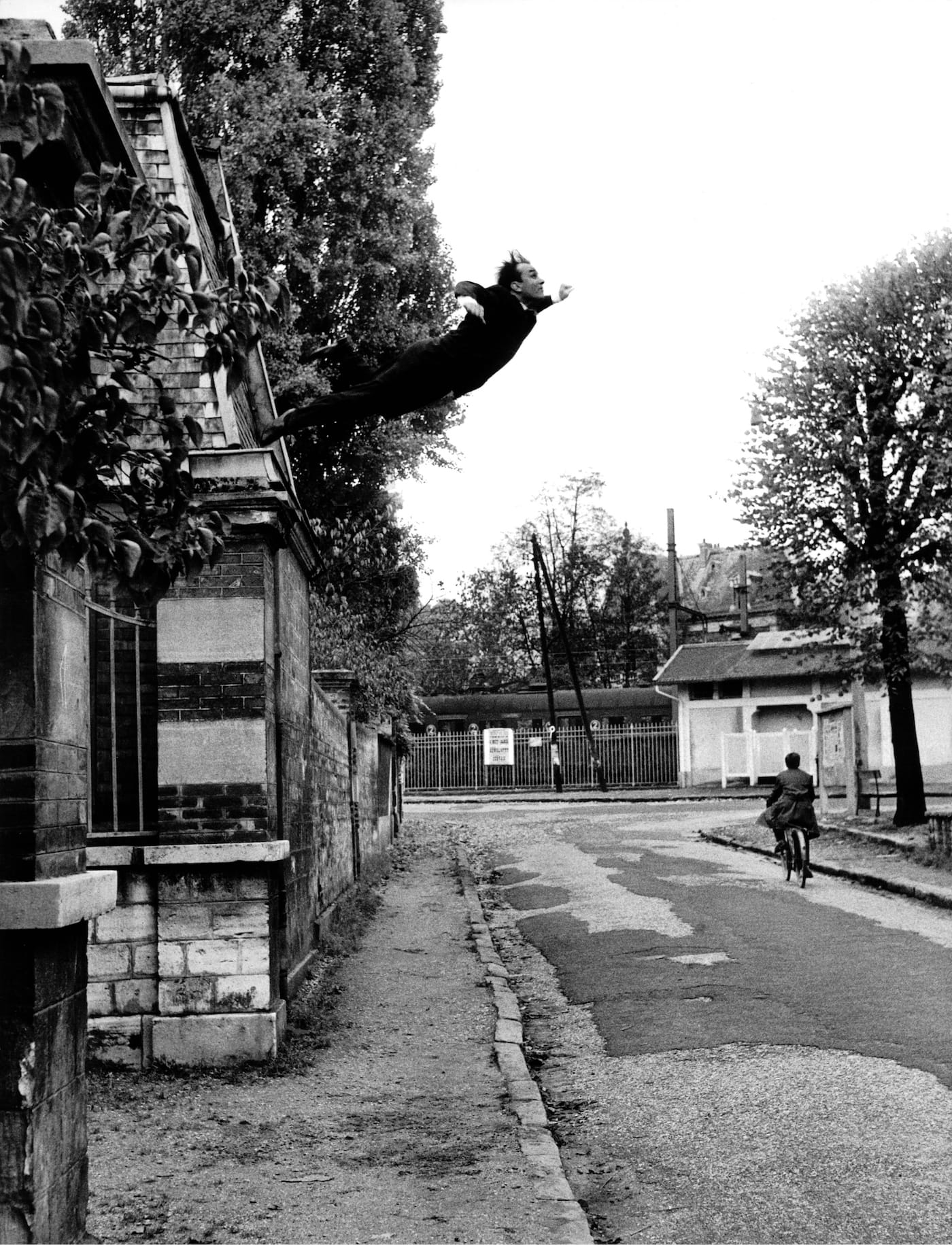 Yves Klein (1928–1962)Photographers: Harry Shunk 1924–2006, János Kender 1938–2009Yves Klein's 'Saut dans le Vide', Fontenay-aux-Roses, France, 1960Photograph, gelatin silver print on paper Courtesy of Centre Pompidou – Musée national d’art moderne - Paris – Fonds Shunk-Kender.Gift of the Roy Lichtenstein Foundation in memory of Harry Shunk and János Kender © Yves Klein, ADAGP, Paris and DACS, London 2016 / Collaboration Harry Shunk and Janos Kender © J.Paul Getty Trust. The Getty Research Institute, Los Angeles. (2014.R.20). Gift of the Roy Lichtenstein Foundation in memory of Harry Shunk and Janos Kender 