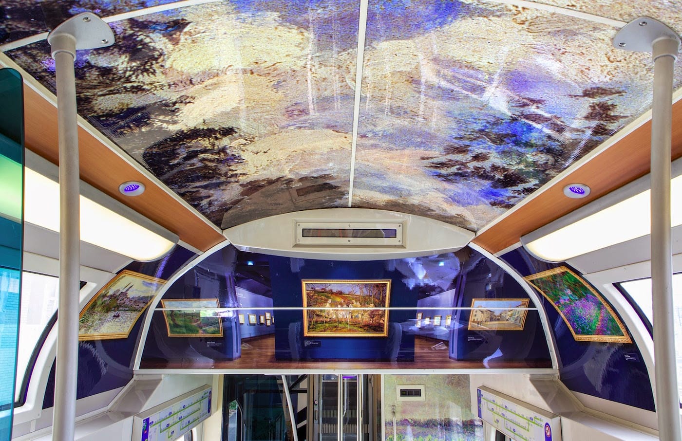 Aboard 3M's Impressionist Train (photo by Christophe Recoura)