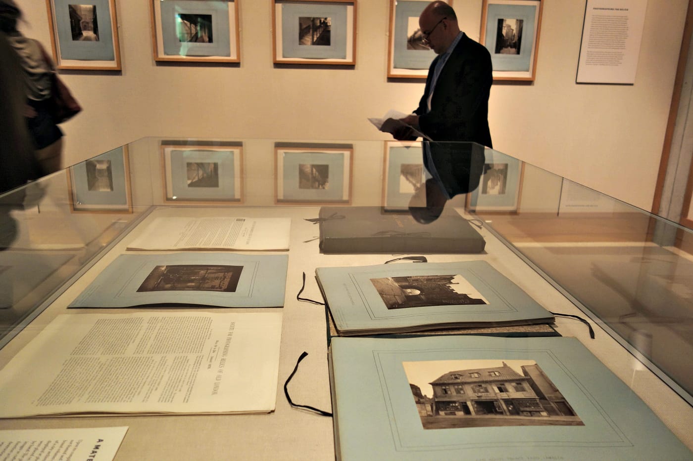 Installation view of 'London Relics' (photo by the author for Hyperallergic)