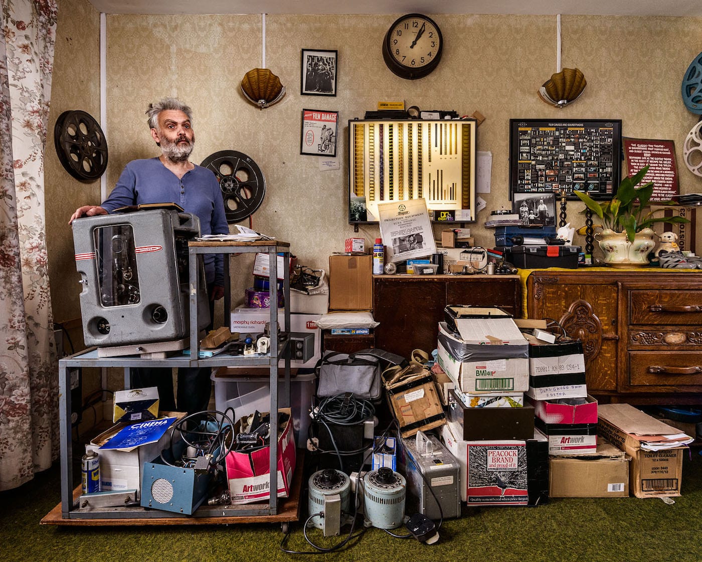 Licensed for use on hyperallergic.com Copyright © Richard Nicholson, 2016. Mobile: +44 (0)7958 945 446 Email: mail@richardnicholson.com Website: www.richardnicholson.com