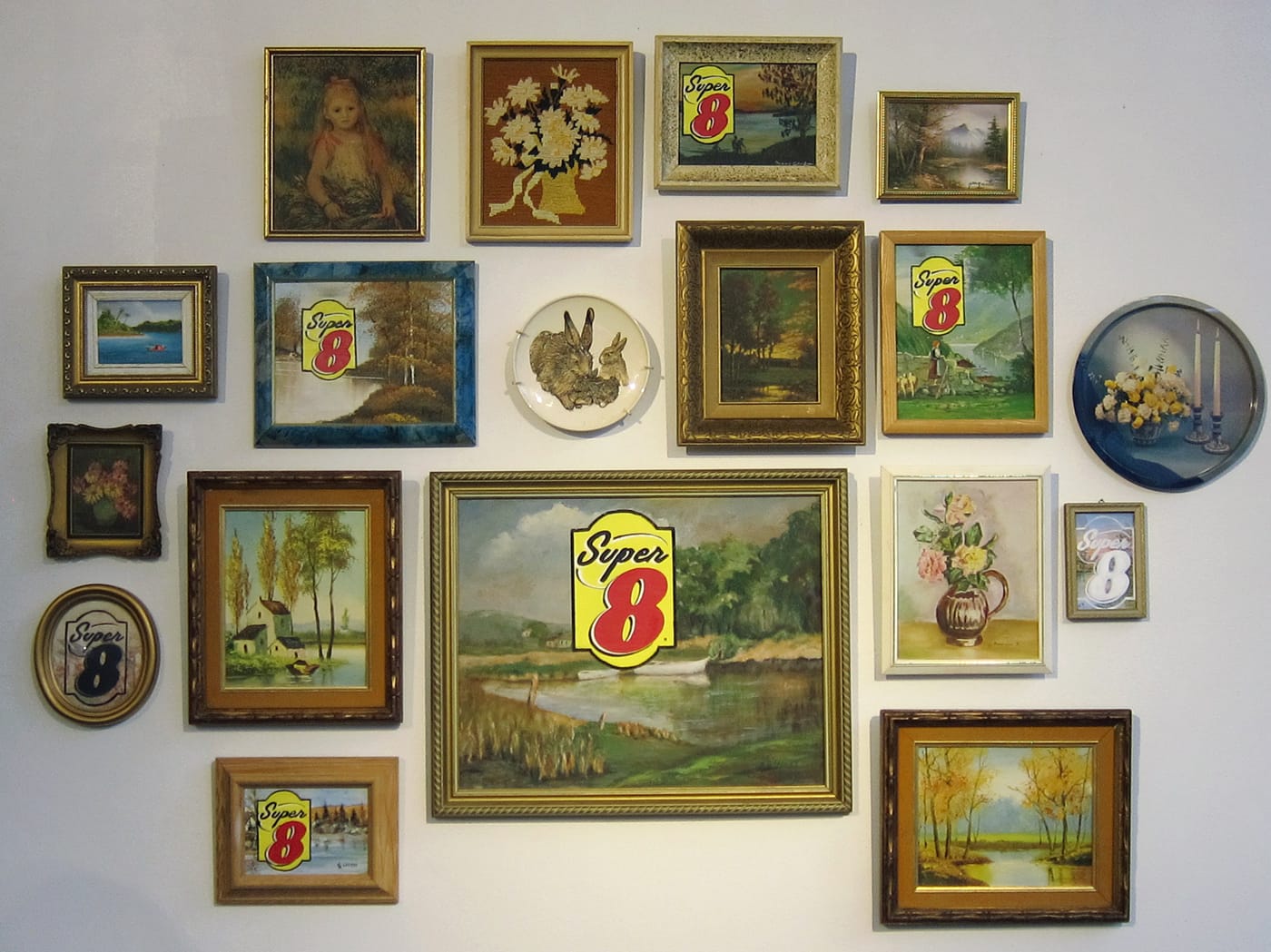Artworks that once hung in Super 8 motels across North America (all photos by the author for Hyperallergic)