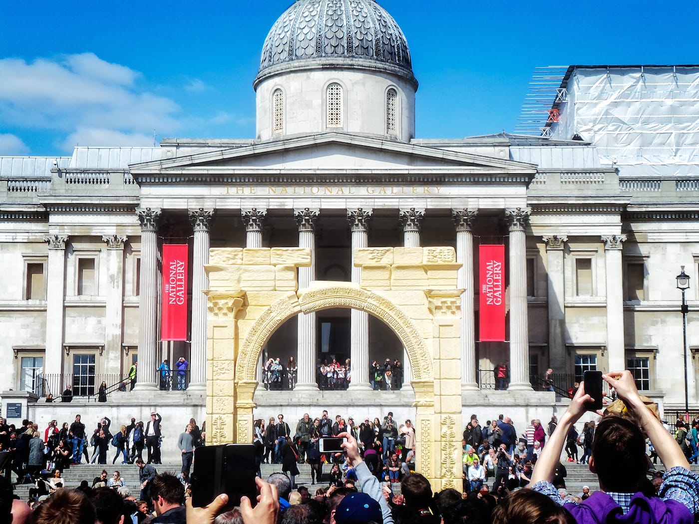 Replica Palmyra Arch at Trafalgar Square (via Garry Knight on Flickr)
