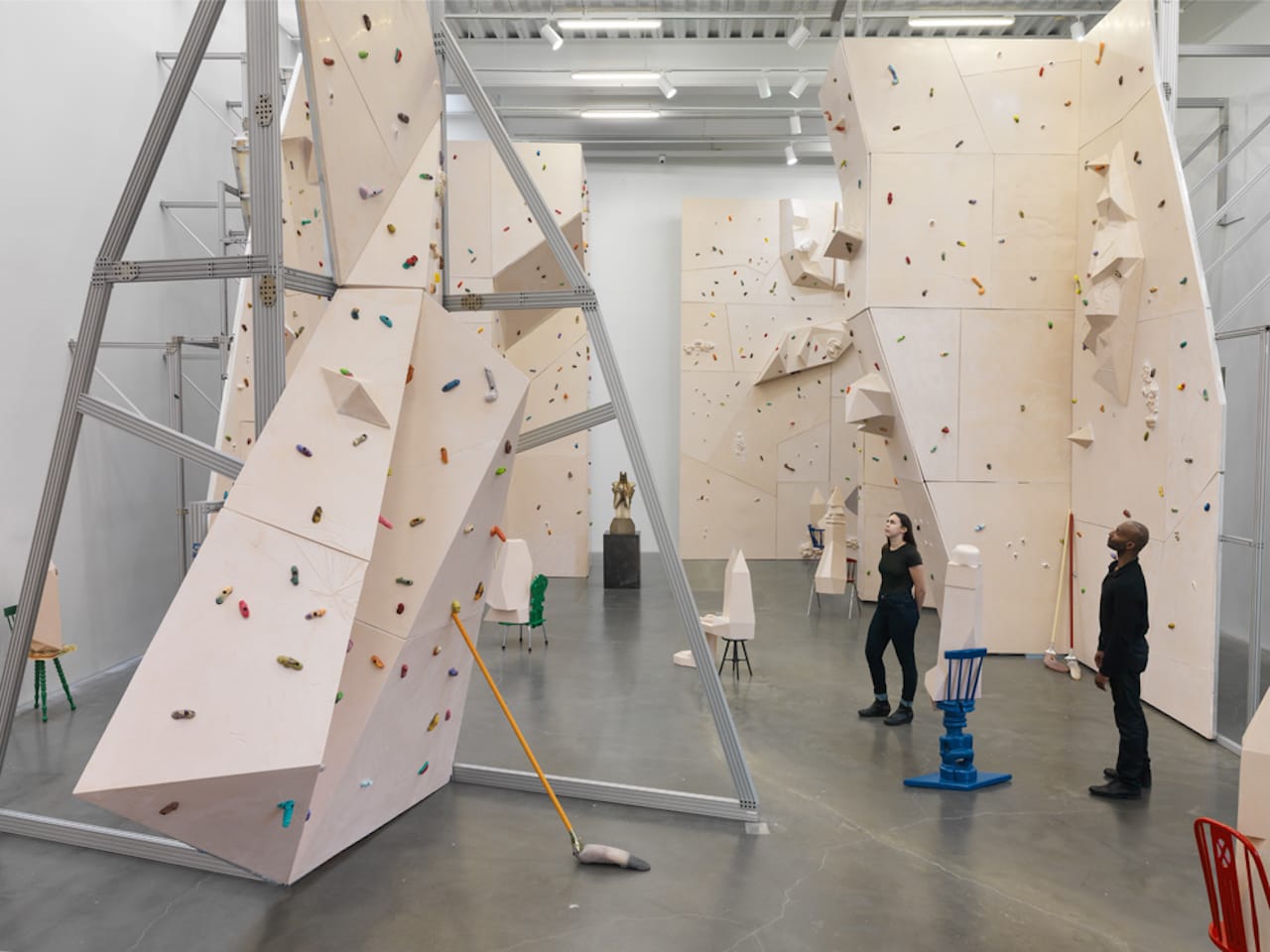 Andra Ursata, "Alps" (2016) (photo by Maris Hutchinson / EPW, image courtesy of the New Museum)