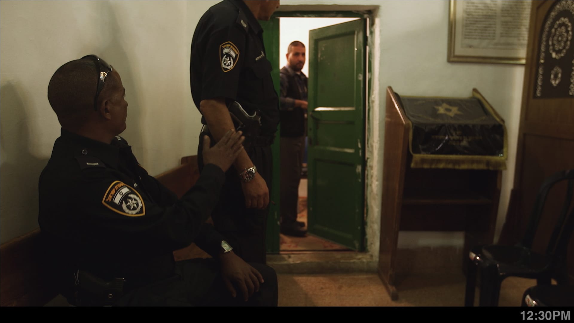 Nira Pereg_ISHMAEL_2014-2015_Four Channel HD Video Installation with Sound_Still from Video_Middle Channel_001