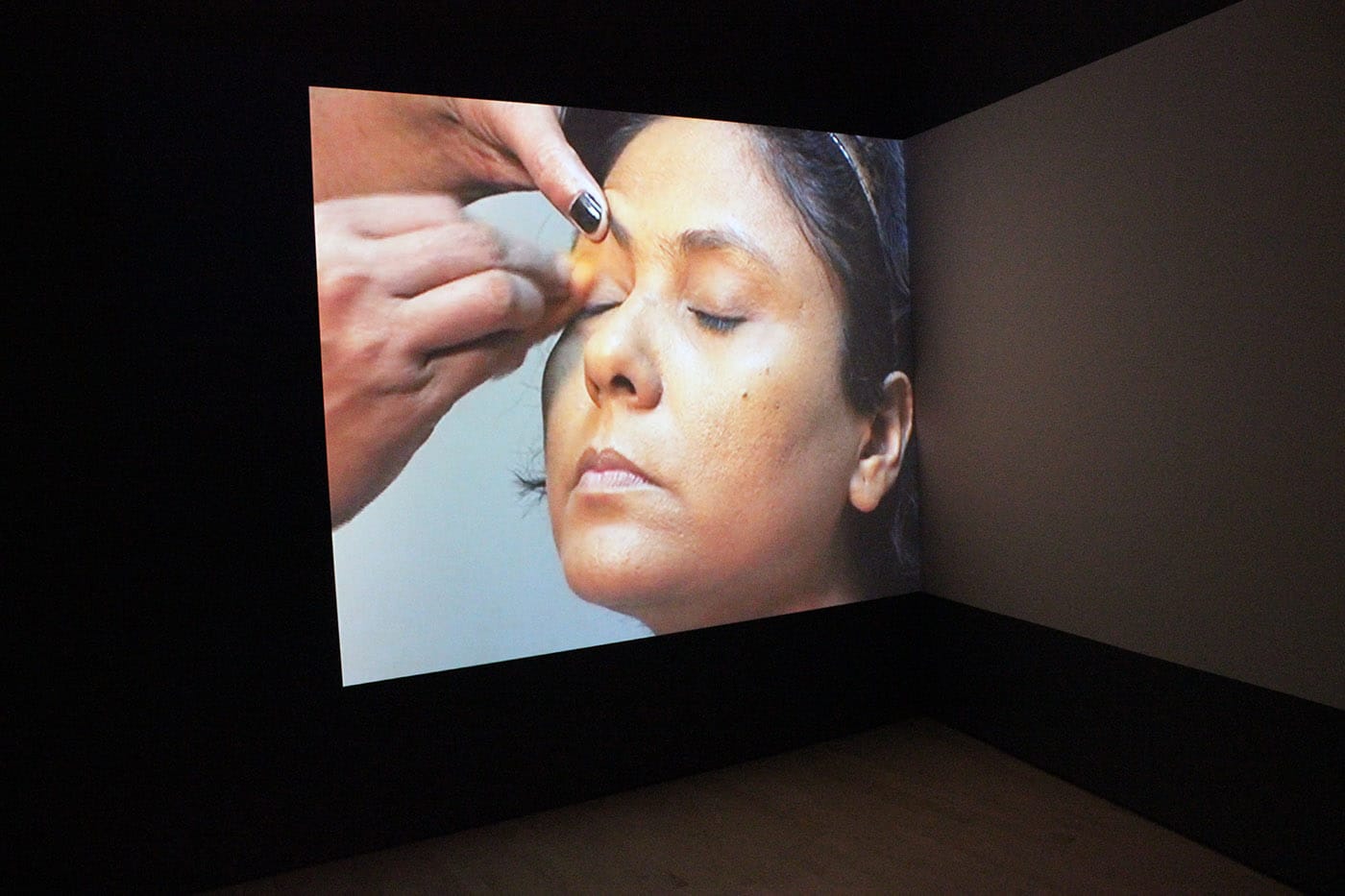 Tayeba Begum Lipi, "I Wed Myself" (still, 2010), two-channel video projection (color, sound), 3:01 min (click to enlarge)