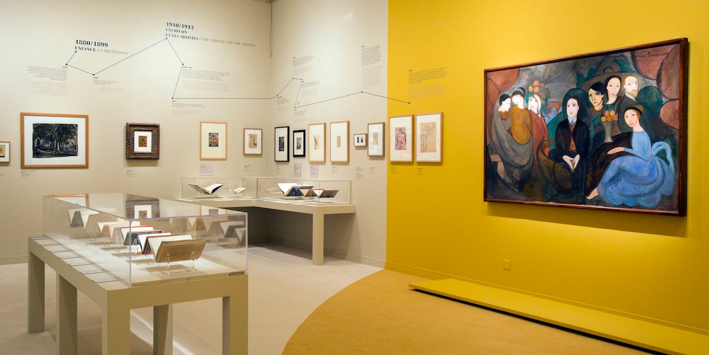 Installation view of 'Apollinaire, le regard du poète' at the Musée de l'Orangerie (© Musée de l'Orangerie, photo by Sophie Boegly)