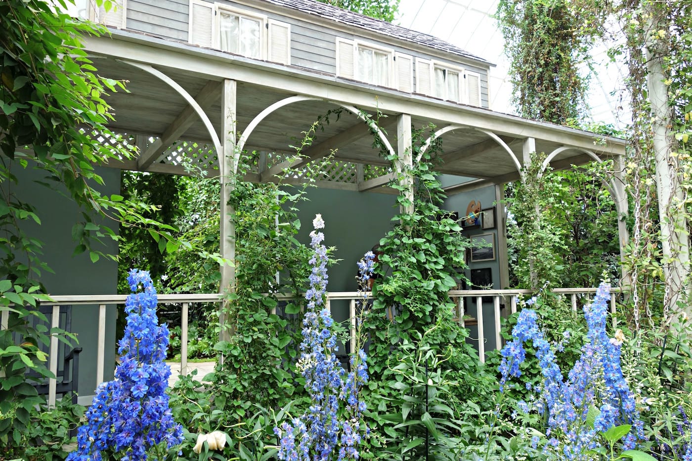 Installation view of 'Impressionism: American Artists on Canvas' at the New York Botanical Garden