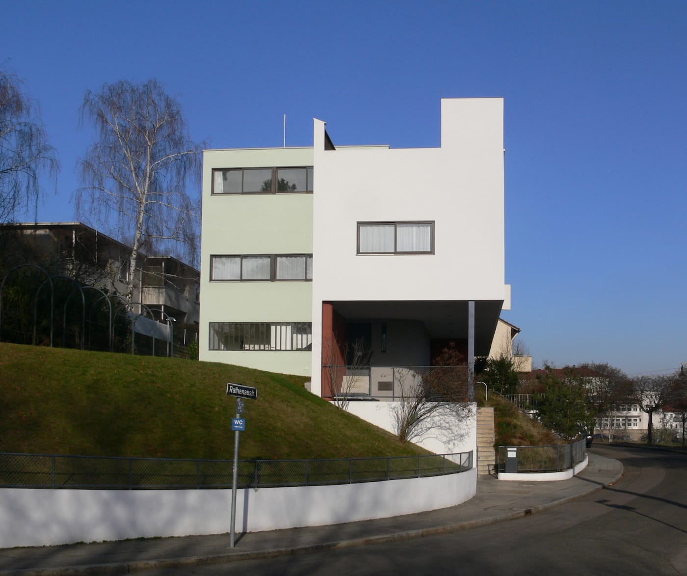 Haus Le Corbusier at the Weissenhof housing estate in Stuttgart, Germany (photo by Andreas Praefcke/Wikimedia)