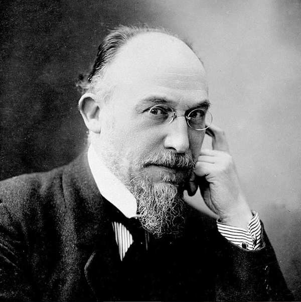 Erik Satie in his later years. Photo by @redarmypress/Instagram