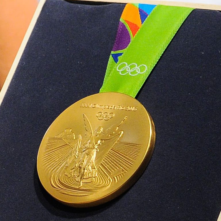 Rio de Janeiro - Medalhas olímpicas e paralímpicas são apresentadas pelo Comitê Rio 2016 durante cerimônia de divulgação no Parque Olímpico (Tomaz Silva/Agência Brasil)