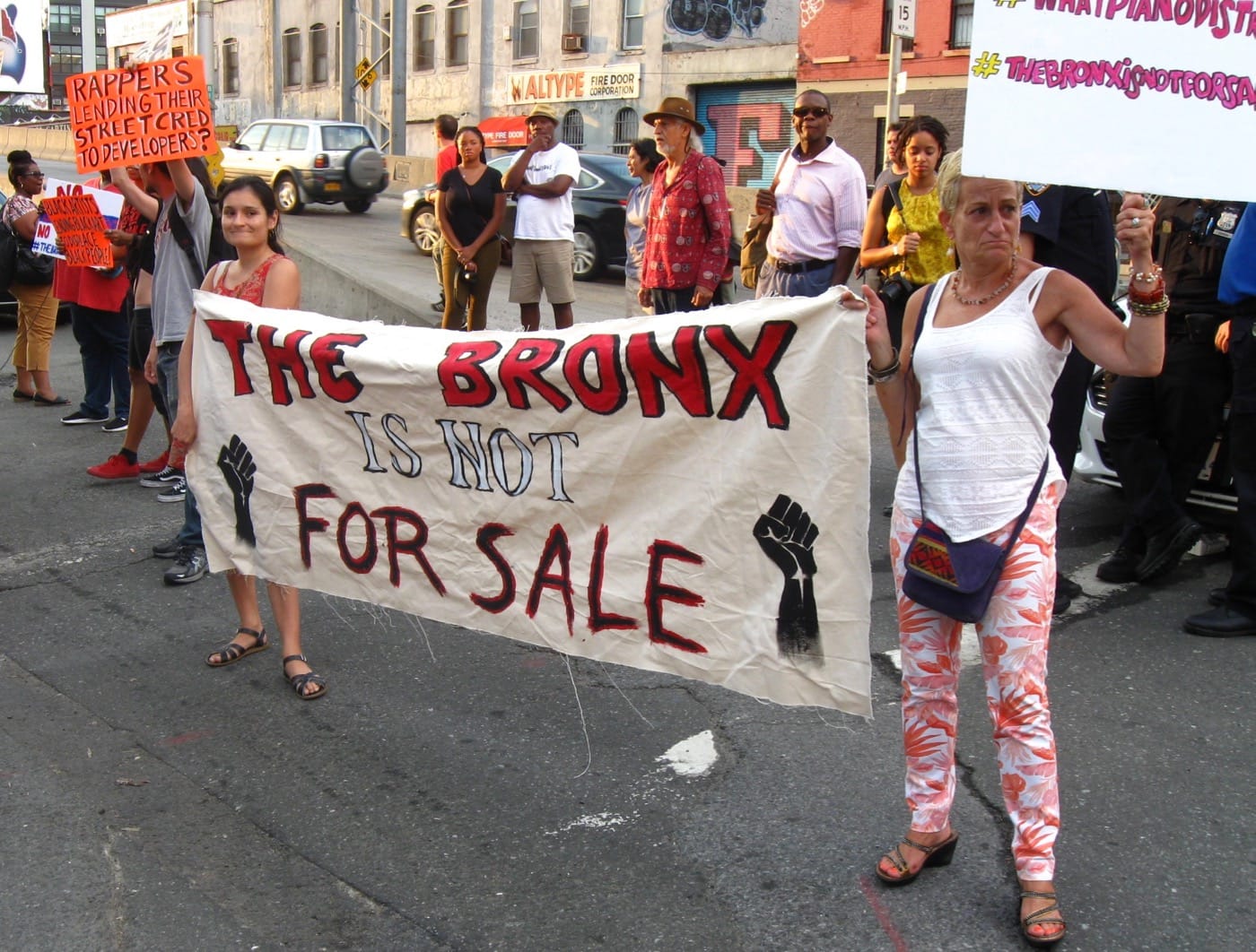 Both a declaration and the name of the organization (all photos by the author for Hyperallergic)