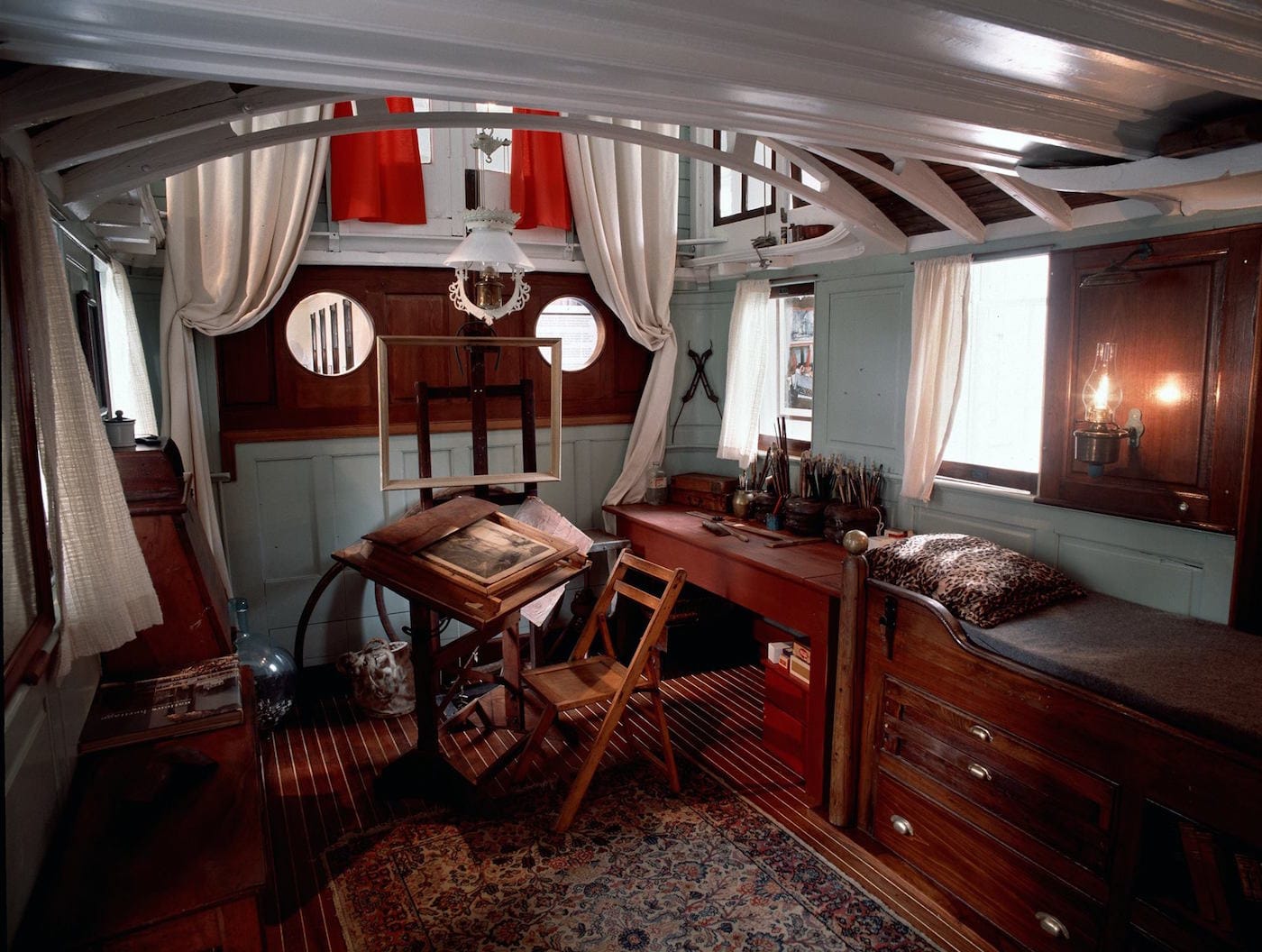 John A. Noble's Houseboat Studio (courtesy the Noble Maritime Collection)