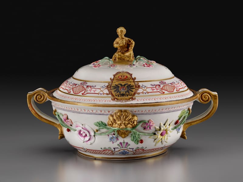 Du Paquier Porcelain Manufactory Large Round Tureen from the Service for Czarina Anna Ivanovna, 1735 Du Paquier porcelain 9 1/8 × 14 3/8 × 11 3/8 in. (23.2 × 36.5 × 28.9 cm) Collection Melinda Martin Sullivan and Paul R.C. Sullivan, M.D. 2016.15.101