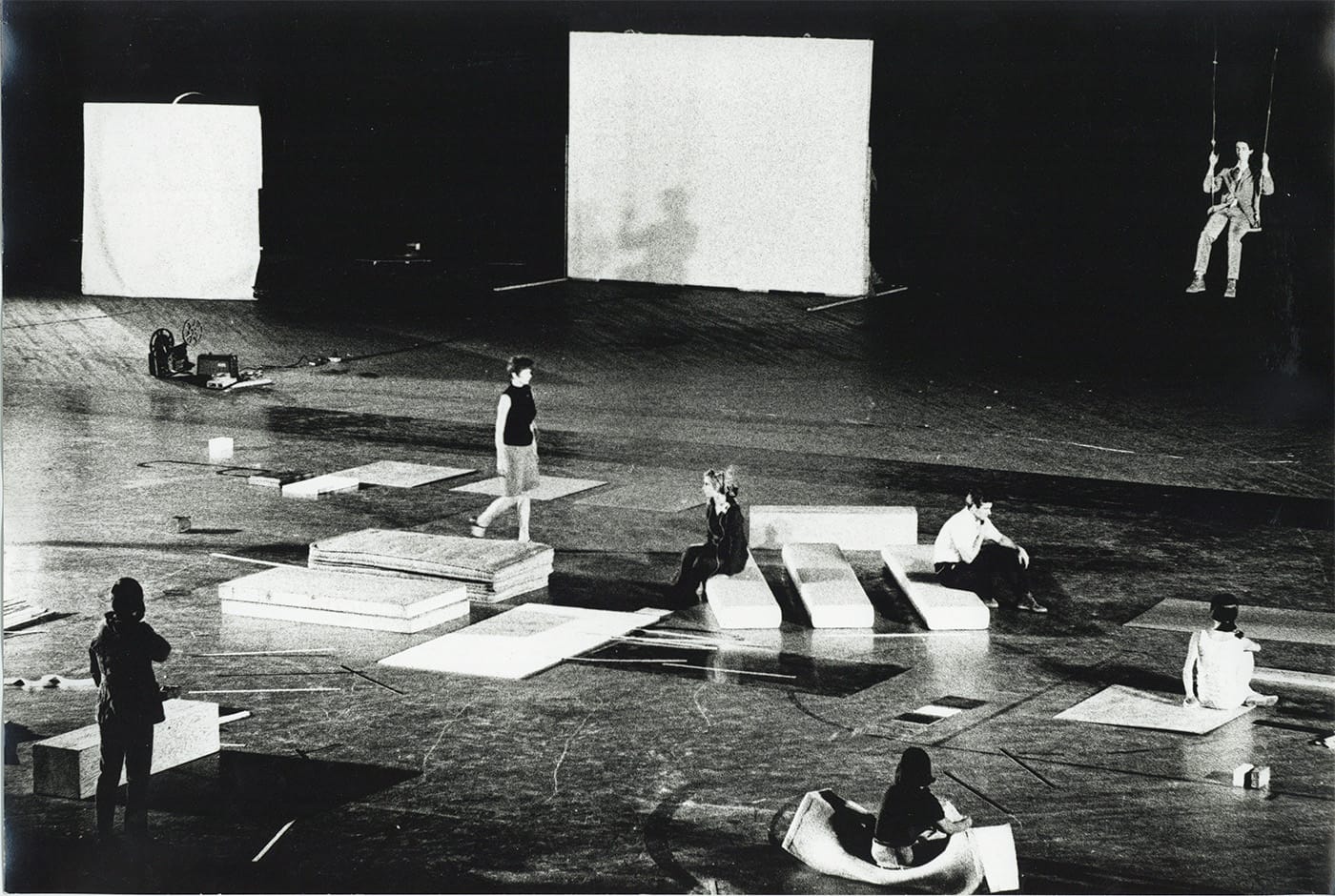 Yvonne Rainer - Carriage Discreteness. Performers following instructions from Rainer, via walkie-talkie, to move the objects around the floor. Photo Adelaide de Menil.