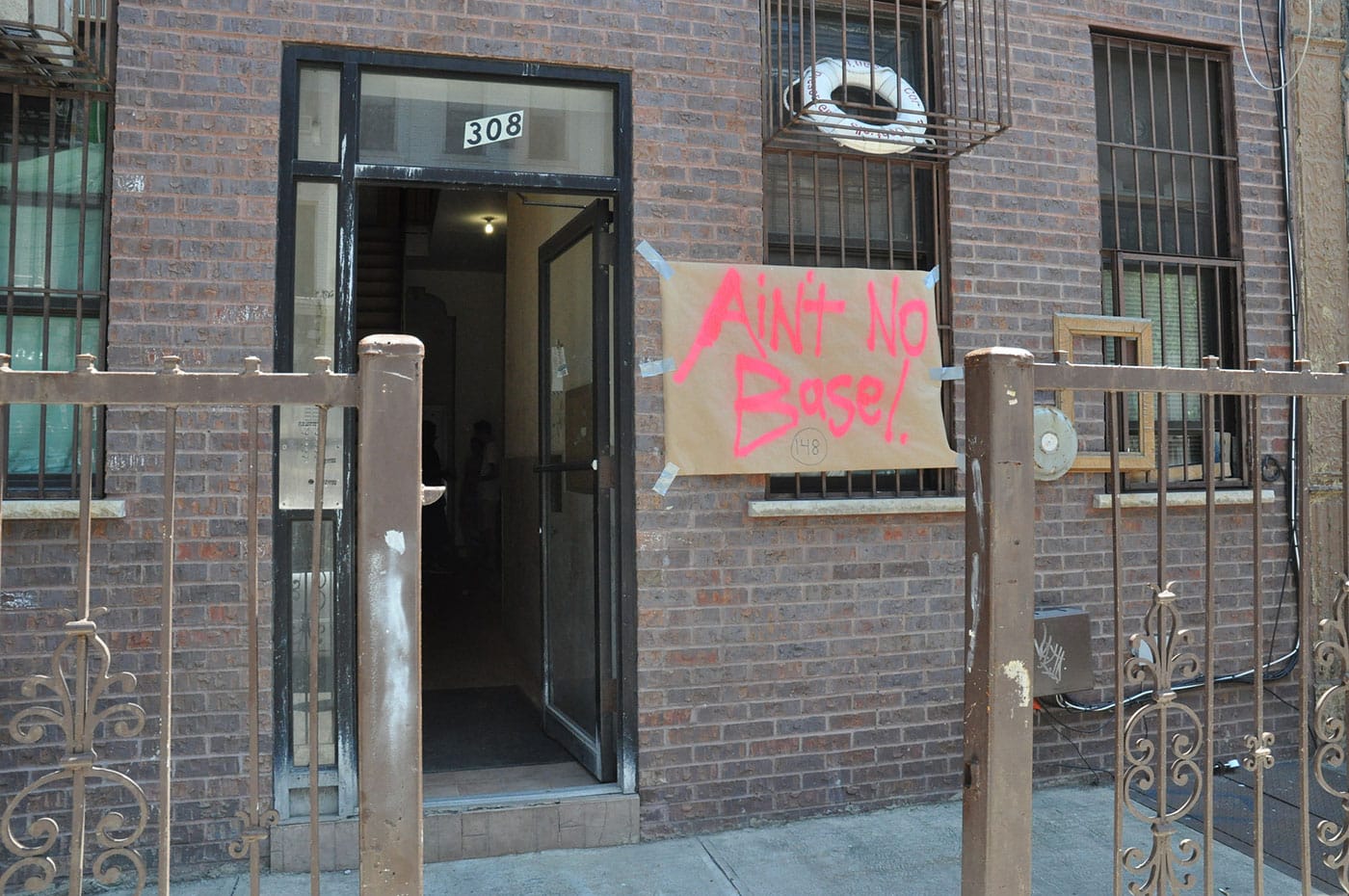 Bushwick. (photo by Hrag Vartanian/Hyperallergic)