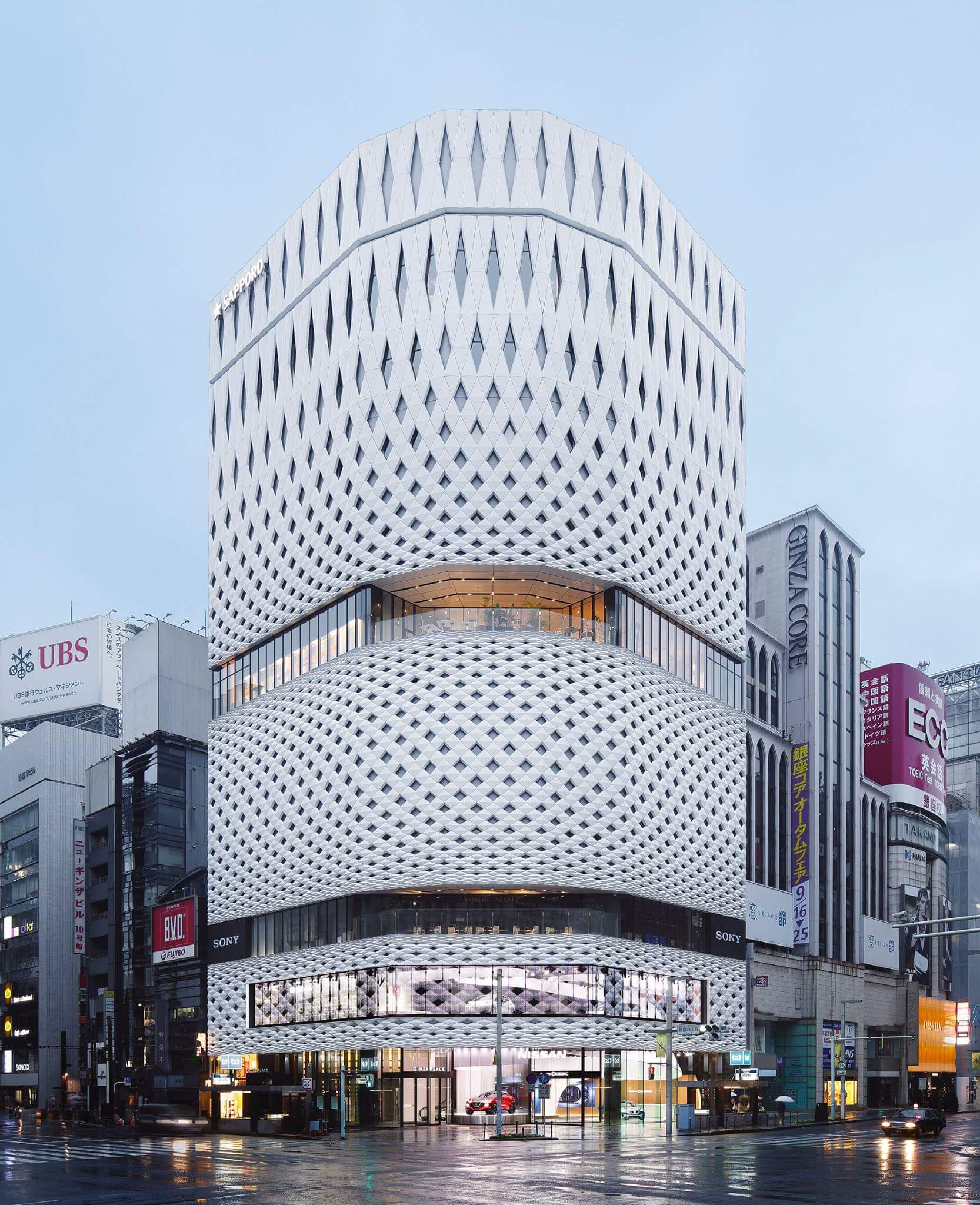On September 24, 2016, a new landmark building opened in Tokyo’s Ginza district. The Tokyo-based Klein Dytham Architects created the façade, which is made from 5315 individual aluminum panels. (via Spoon & Tamago)