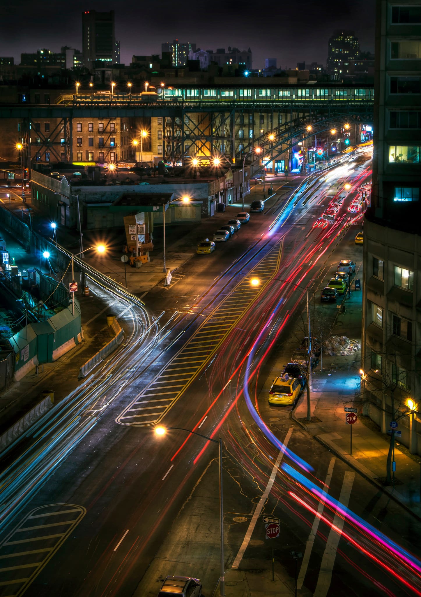 Harlem Nights, 135 Street from Henry Hudson (photo by Jason Jenkins, flickr.com/jdub1980)