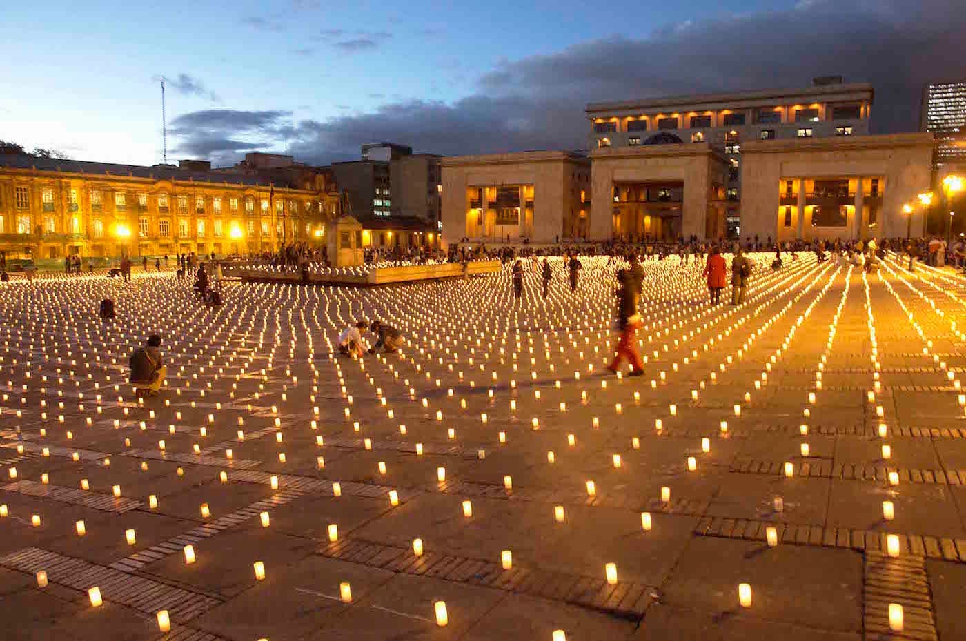 Doris Salcedo, "Acción de Duelo" (2007), candles, ephemeral public project, Plaza de Bolívar, Bogotá, 2007 (image courtesy of Alexander and Bonin, New York)