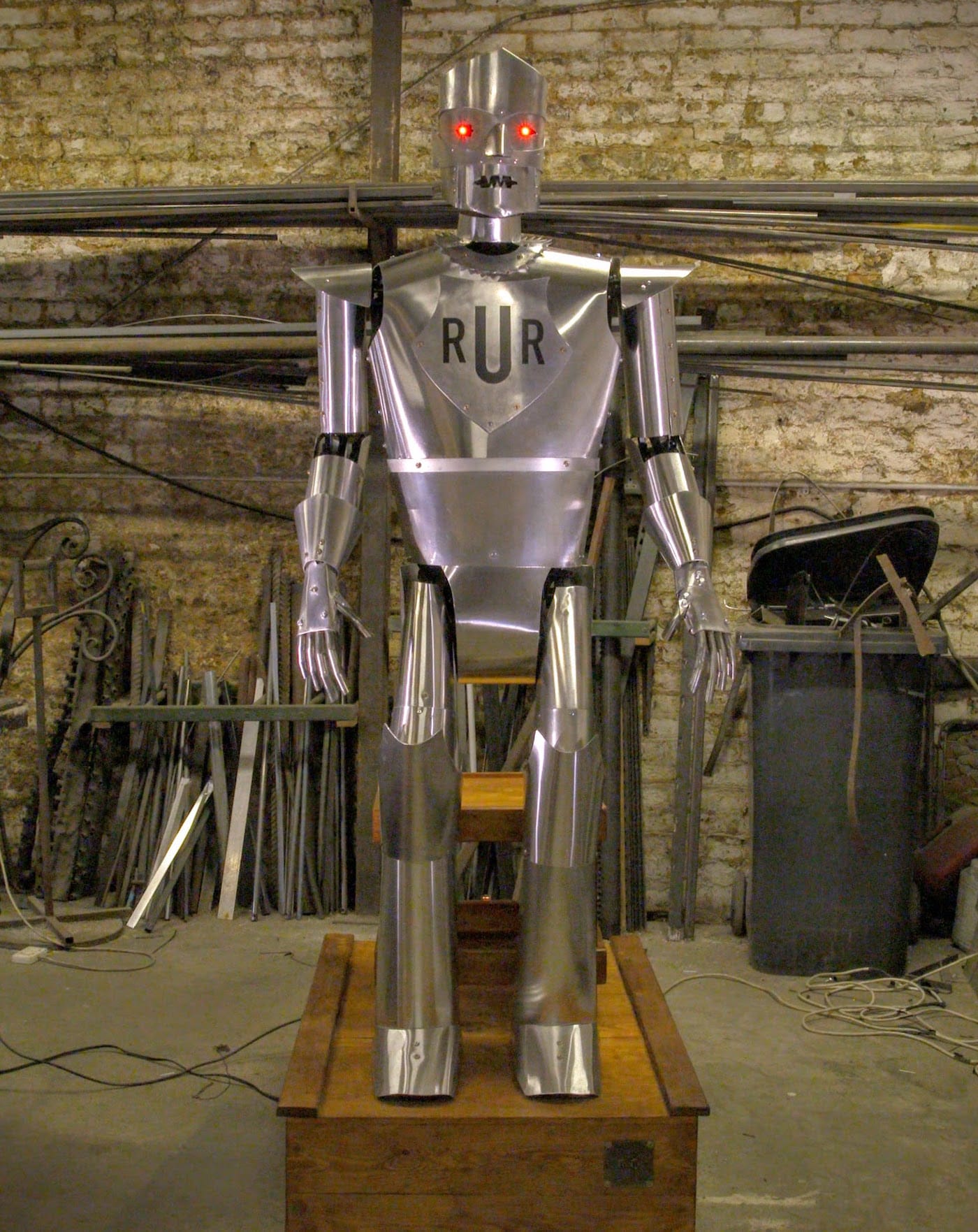 Replica of Eric the robot in the workshop of artist Giles Walker (courtesy Science Museum)