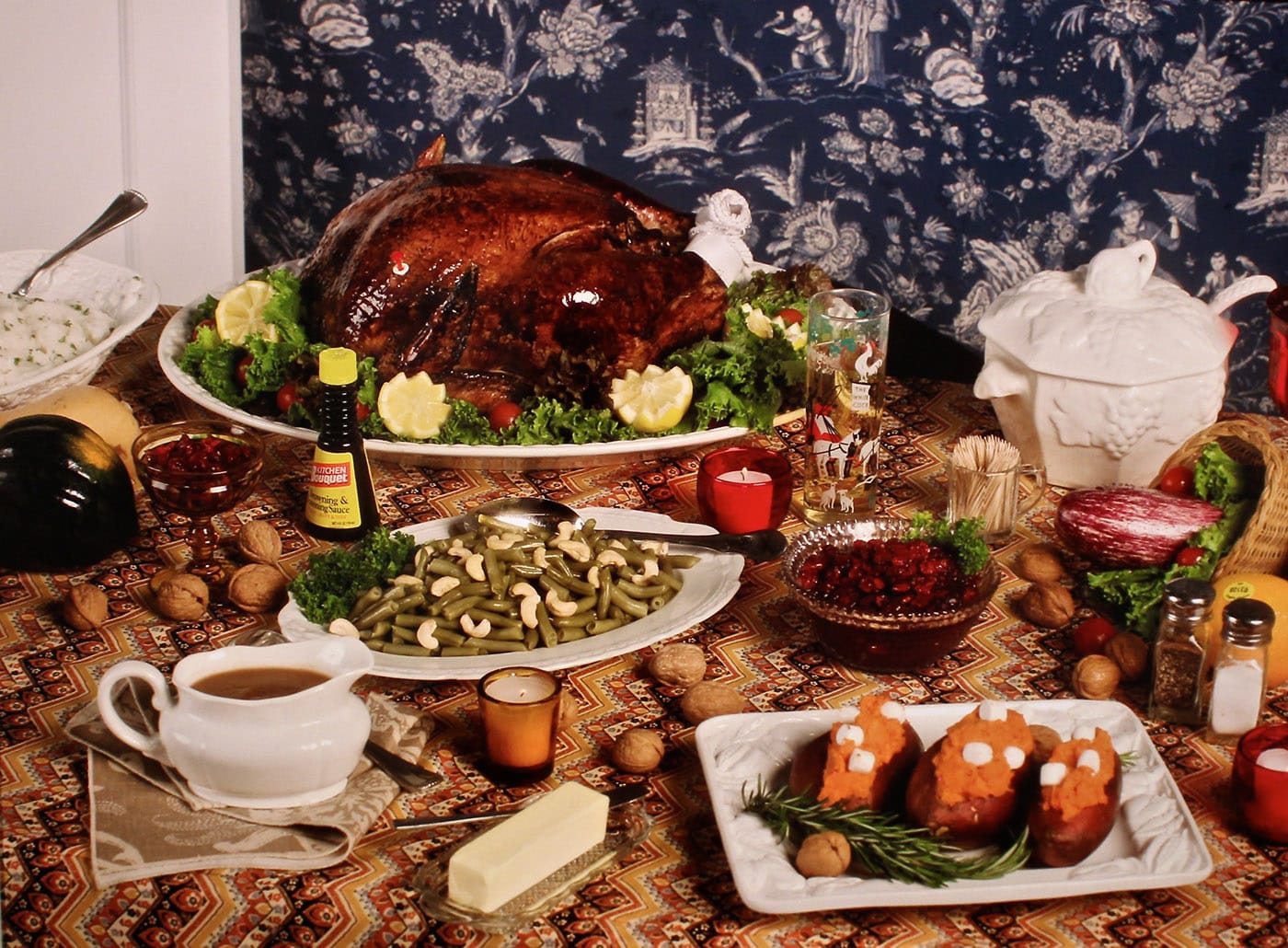 Roe Ethridge, Thanksgiving 1984 (table), 2009. Detail view. All photos by the author for Hyperallergic.